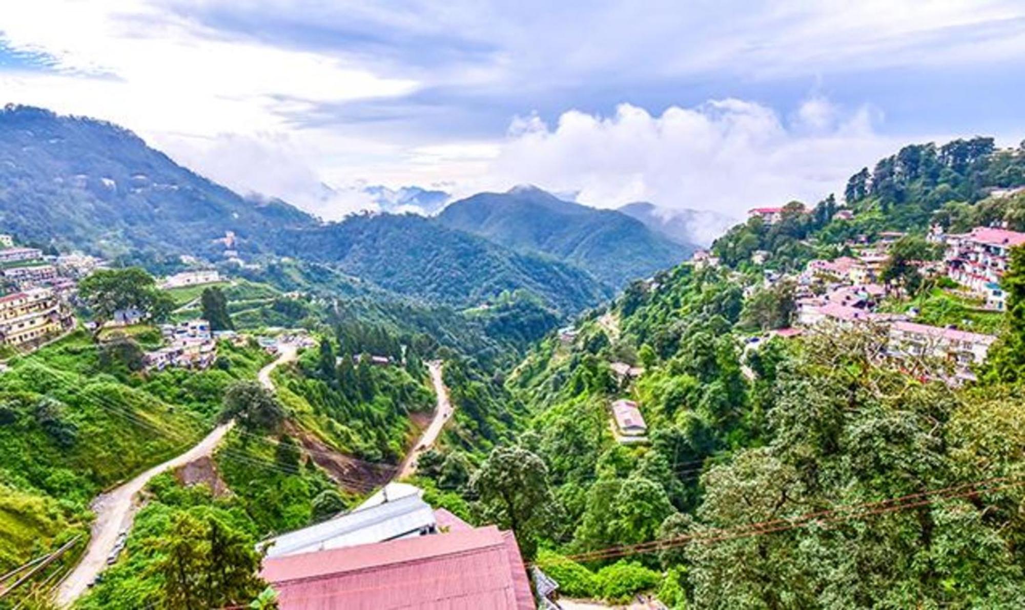 Fabexpress Clock View Hotel Mussoorie Exterior photo